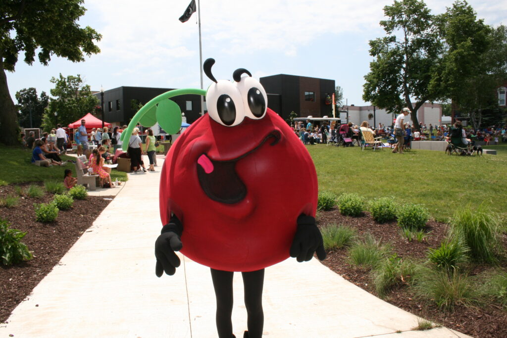 ranberry Guy at Lunch by the River